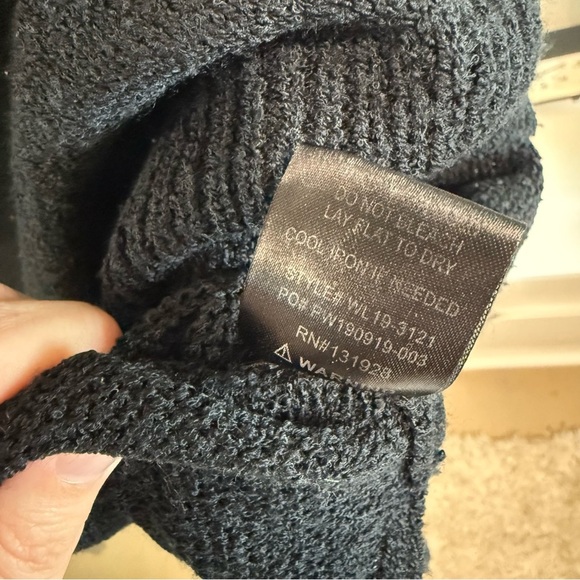 Wishlist Oversized Black Textured Lightweight Sweater Size S/M - Picture 12 of 13